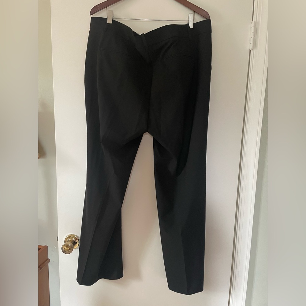 Ann Taylor Seasonless Stretch Black Dress Pants - Straight Leg